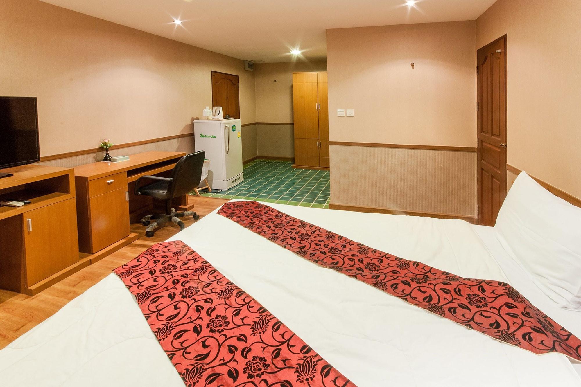 Sa-Bai-Dee Condo Csonburi Kültér fotó