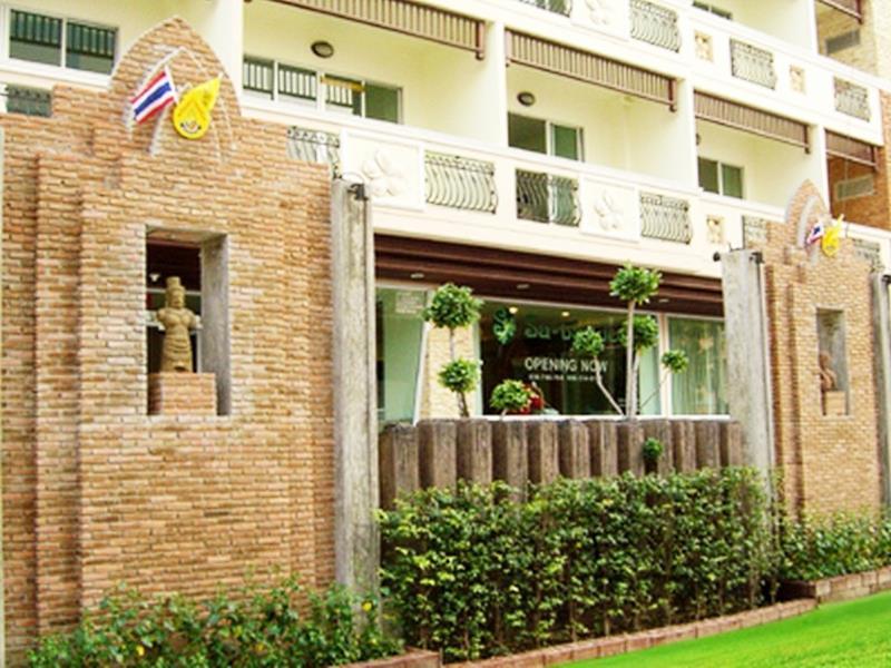 Sa-Bai-Dee Condo Csonburi Kültér fotó